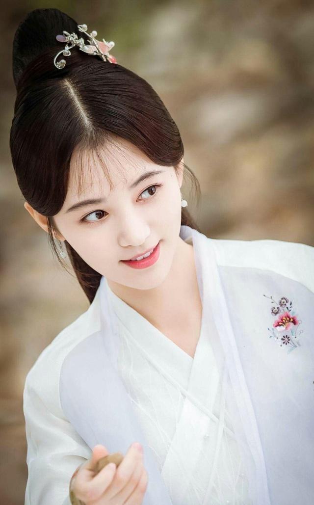 影视剧里面的那些仙气飘飘的白衣女子!你喜欢吗?