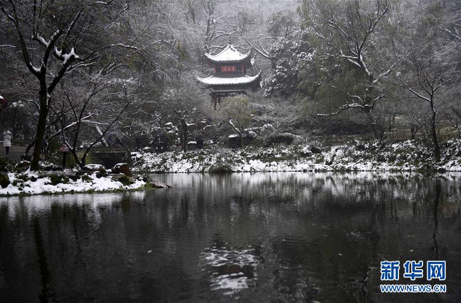 不缺科幻元素 探秘中国首个火星真实模拟体验基地