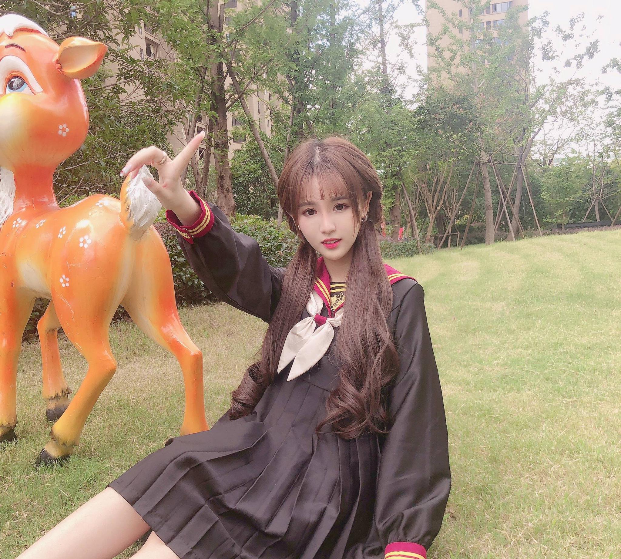 杨清柠发文终于承认这个事实,令粉丝激动!网友:早该承认了!