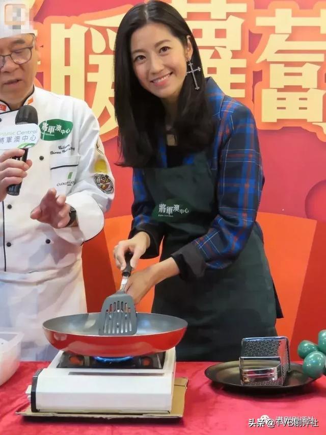 陈自瑶新年与王浩信吃团年饭 粉碎婚变传闻