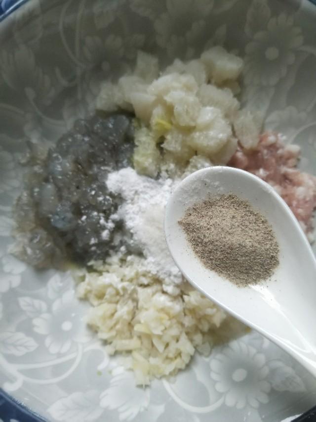 水晶虾饺好吃自己做,真材实料看得见
