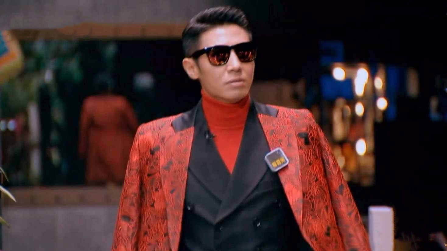 骗子给撒贝宁打电话骗钱不成遭鄙视,网友:不愧是今日说法主持人