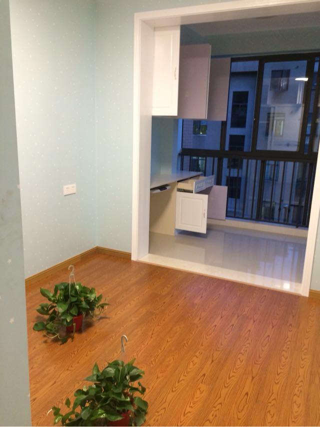 晒晒我亮堂堂新家,家具这几天才进场,等夏季过了就搬家!