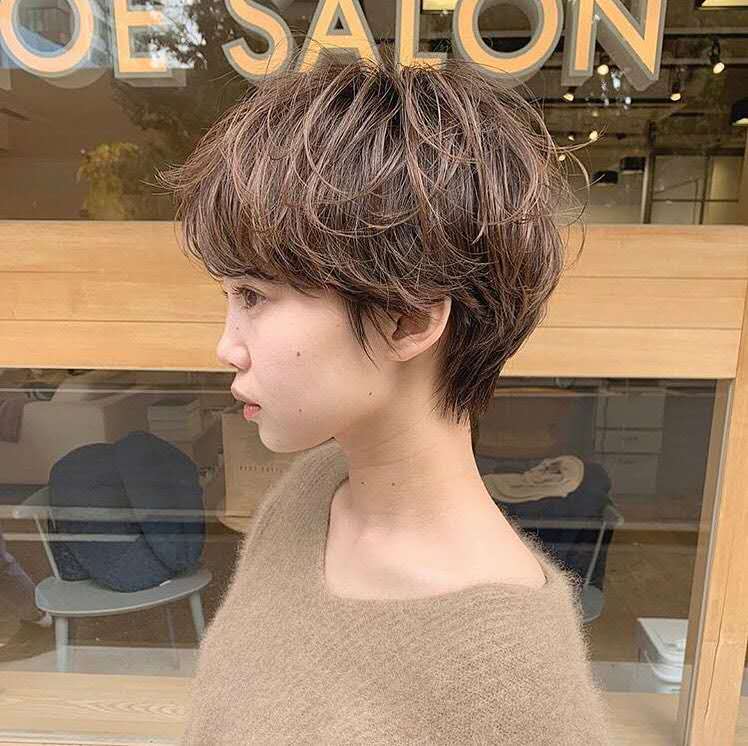 女生头发稀少细软怎么办?10款优雅精致的烫发发型,时尚感满满