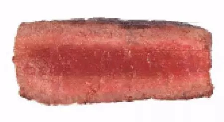 三五分熟牛排切开流出的鲜红色汁液，真的是“血”吗?