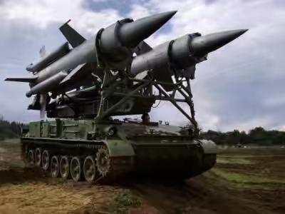 1960年苏联击落U2活捉美国飞行员,回国后他遭