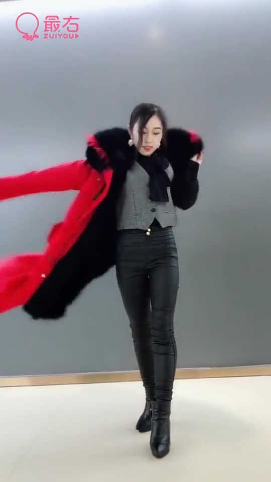 点赞 评论我要，我会抽取5位幸运女神送派克，关注我