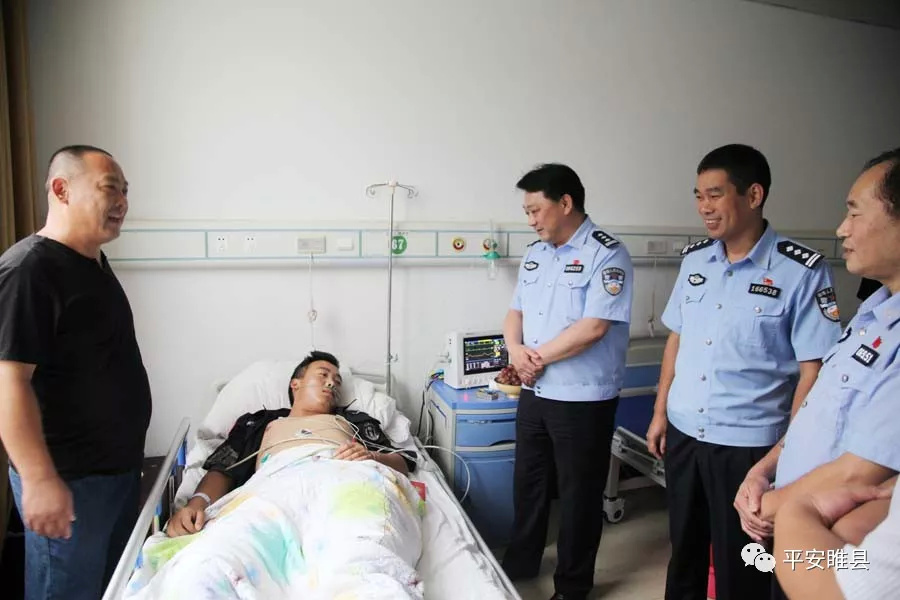 【警务报道】睢县公安局长余冬青带领班子成员