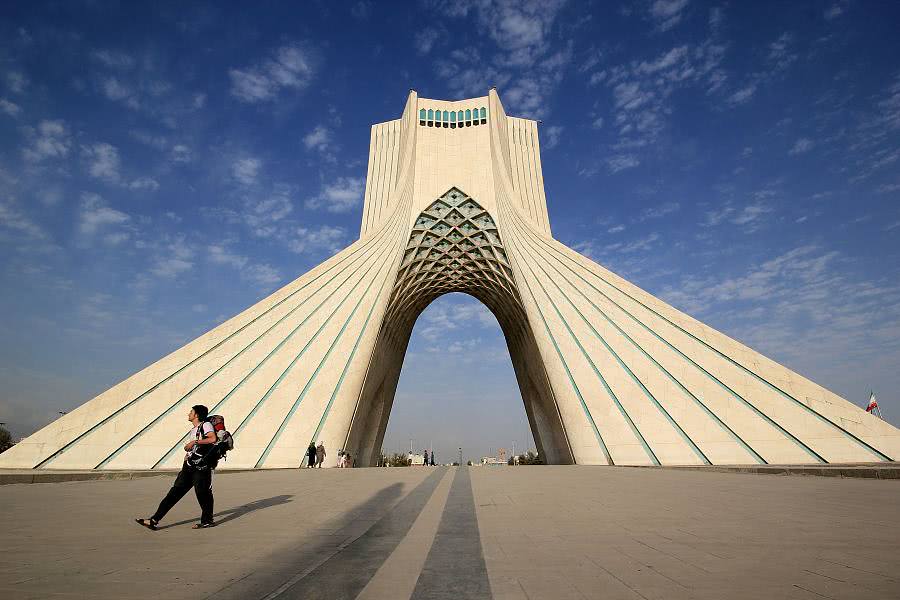 原来伊朗首都这么美!西亚地区最大城市之一:古色古香又充满活力