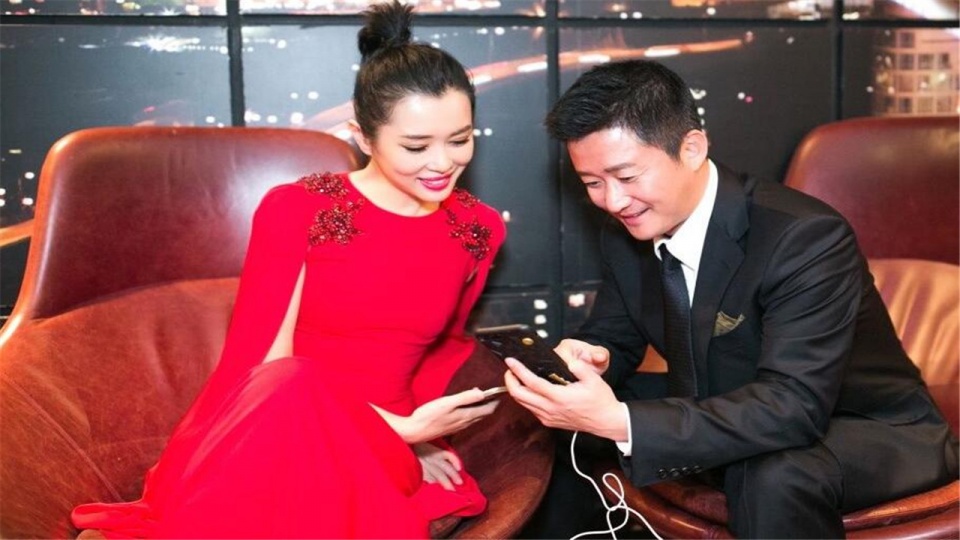 曾为吴京带来56亿票房,却被章子怡说不认识,徐峥甩12