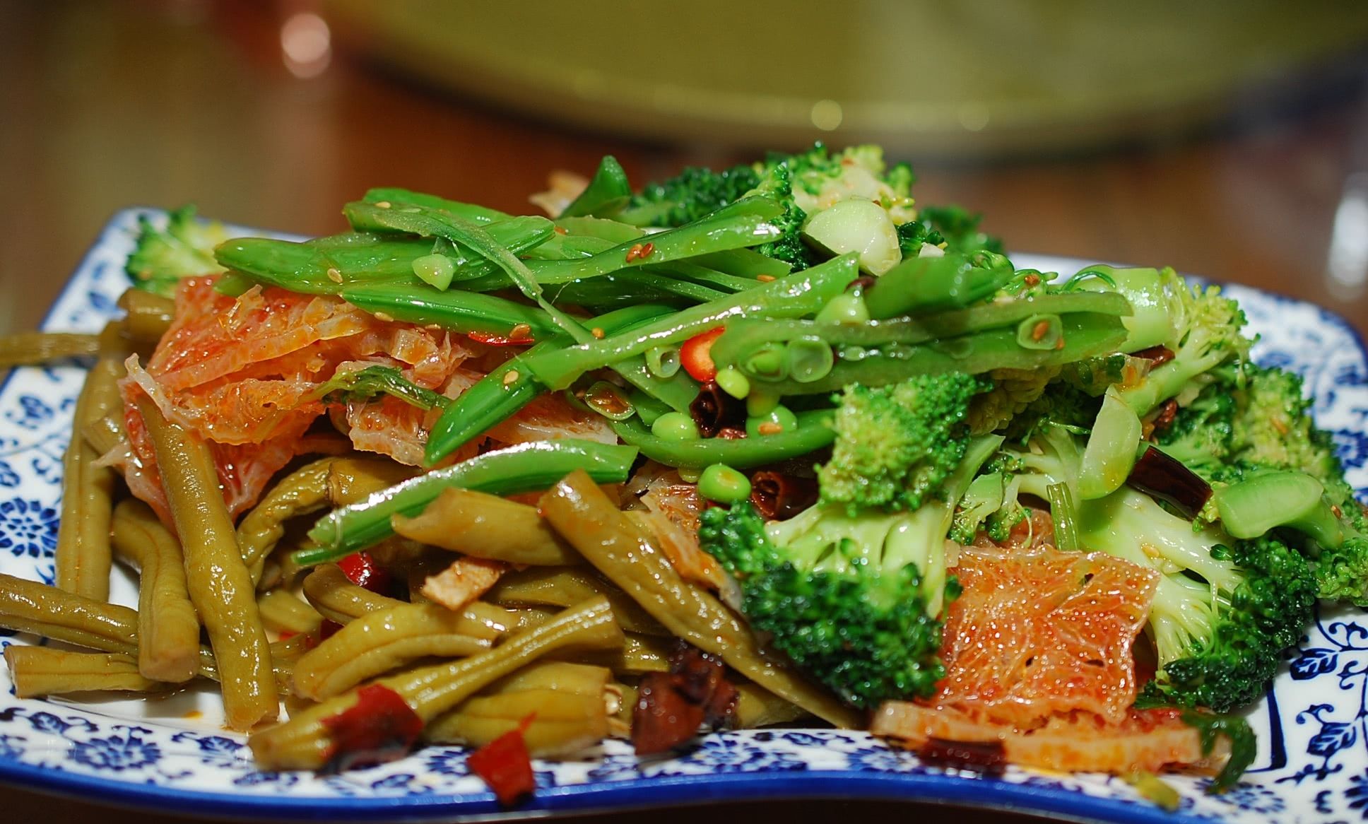 老陕的下酒菜真是绝了 6人120元下酒菜两瓶酒全喝干