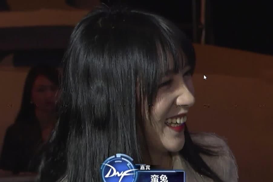 旭旭宝宝与蛮兔同台出境,水友:天南地北,蛮兔最美!