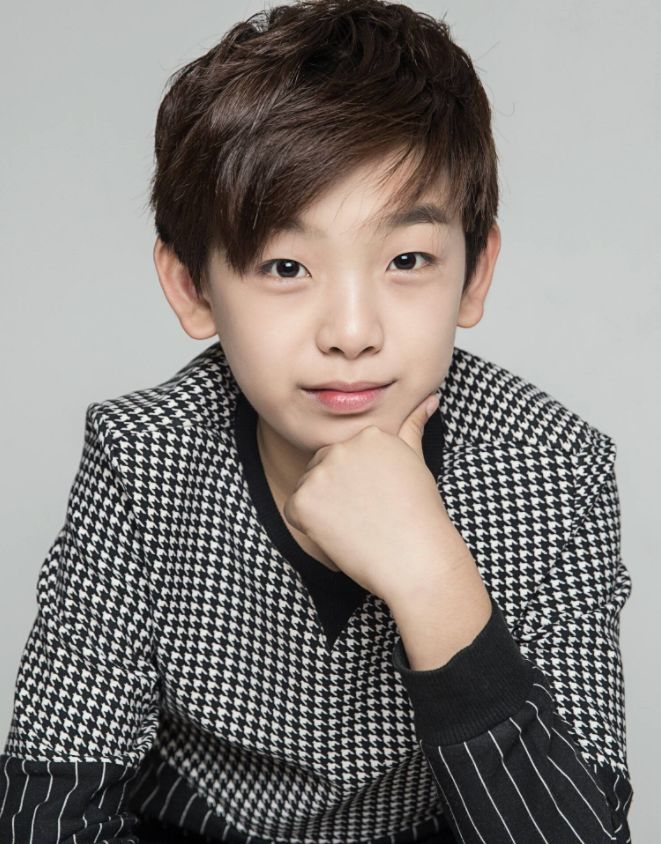 童星出道7年出演60多部剧,他如今只有15岁身高1米8
