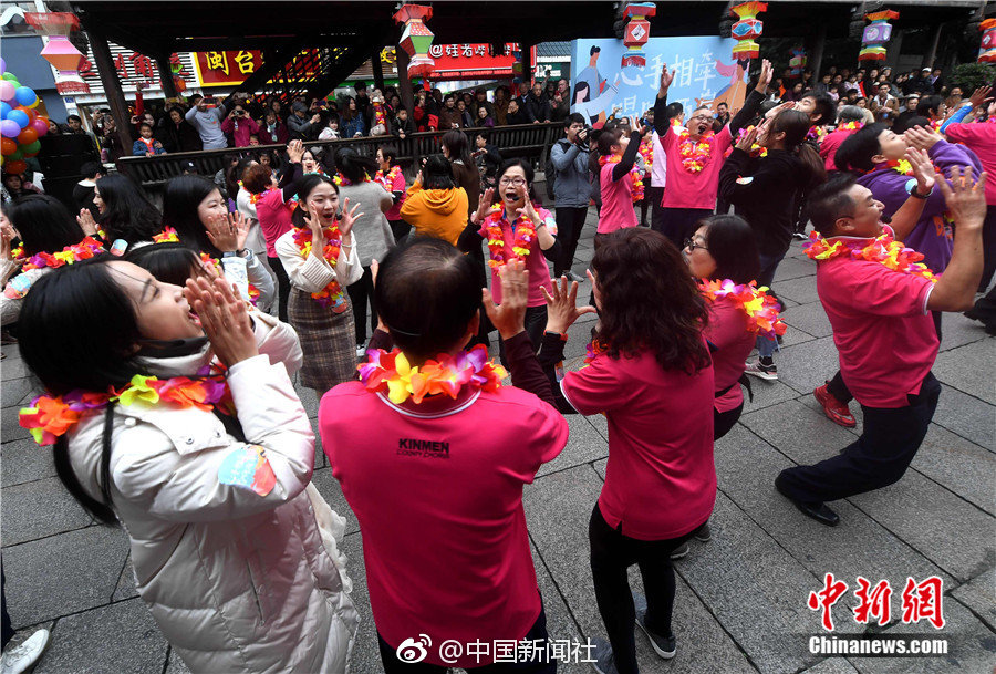 2022年艺术体操世锦赛：索菲娅·拉法利获第三金