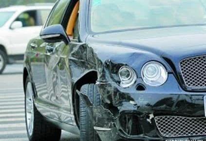 三者险用不用选100万？看定损员怎么说，现在知道还不晚