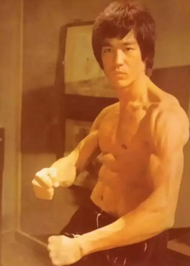 “武之圣者”李小龙,他的座驾和他一样独具魅力!
