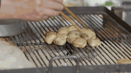 炭火上翻动的美味,云南这 5 大烧烤派系,你最爱吃什么味道?