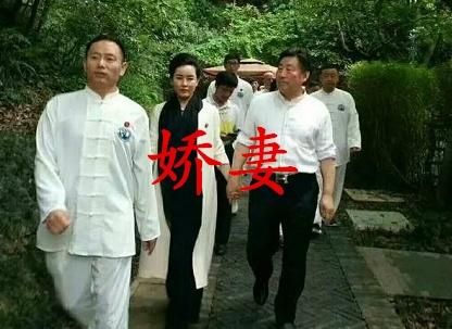 陈小旺为何带着第三任娇妻到处参加活动,把三个儿子留