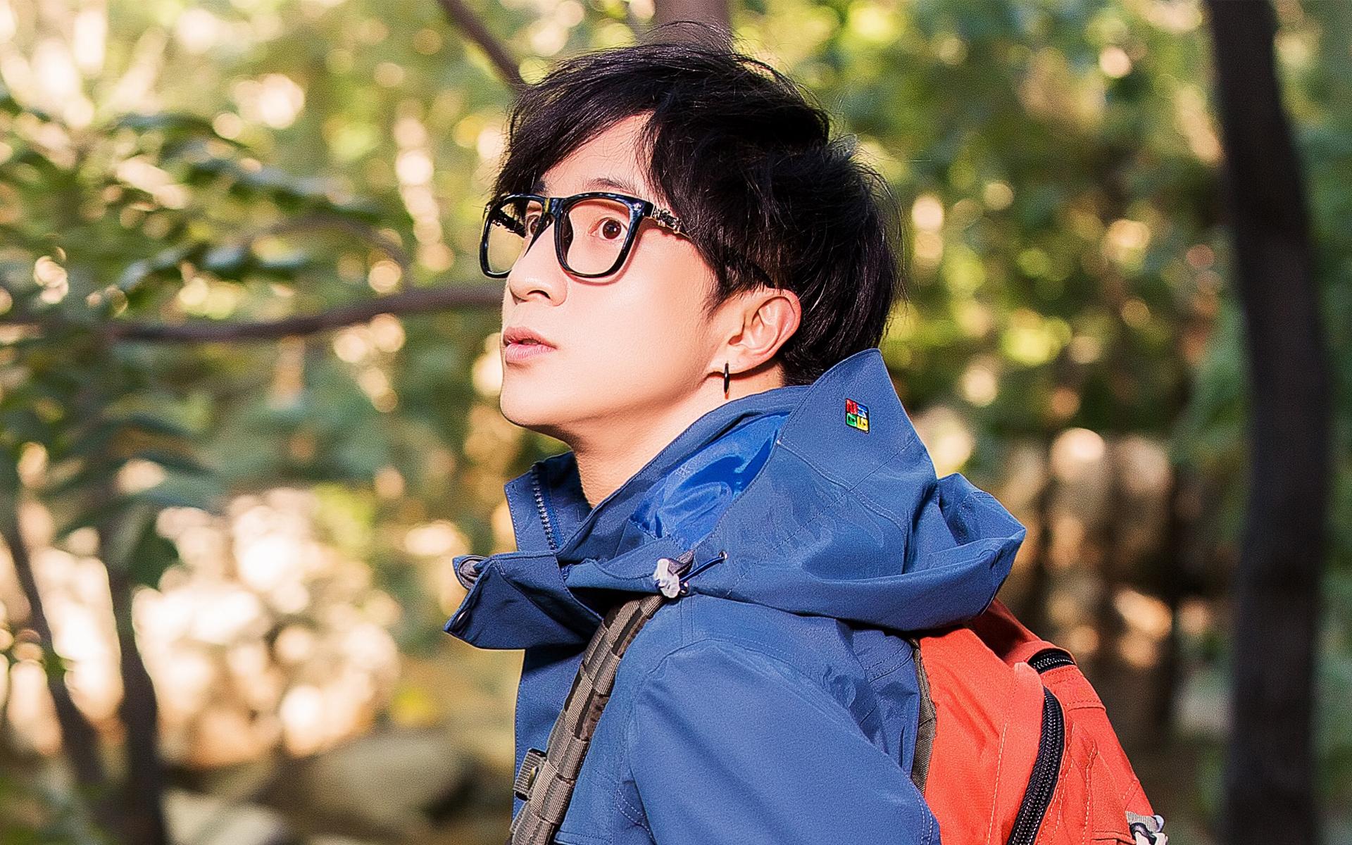 薛之谦当爸朱桢的评论亮了,可大家的关注焦点