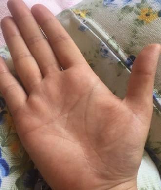 算命的说:女人有这样的手相有福气,旺夫,天生就是富贵