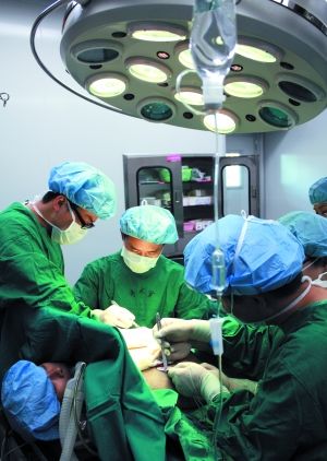 强奸怀孕引产赔偿费多少