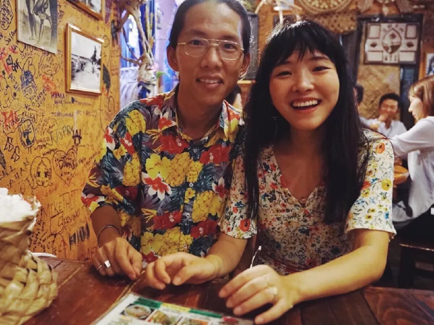 路上相爱,大学生子,没车没房,环游63国…这是一