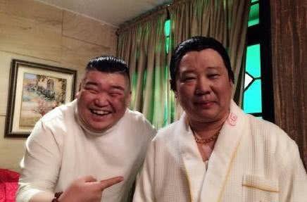 为什么郭德纲在节目中收的徒弟，大部分都不能进入德云家谱呢？