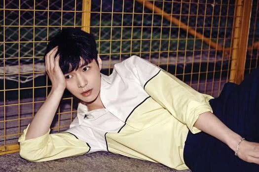 网红男同性恋起诉张艺兴,自称魅力大帅哥都缠着他