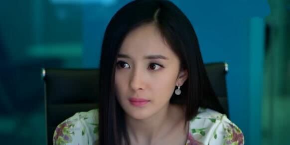 林心如的无腿缝坐相,杨幂的缠腿坐相,难度系数