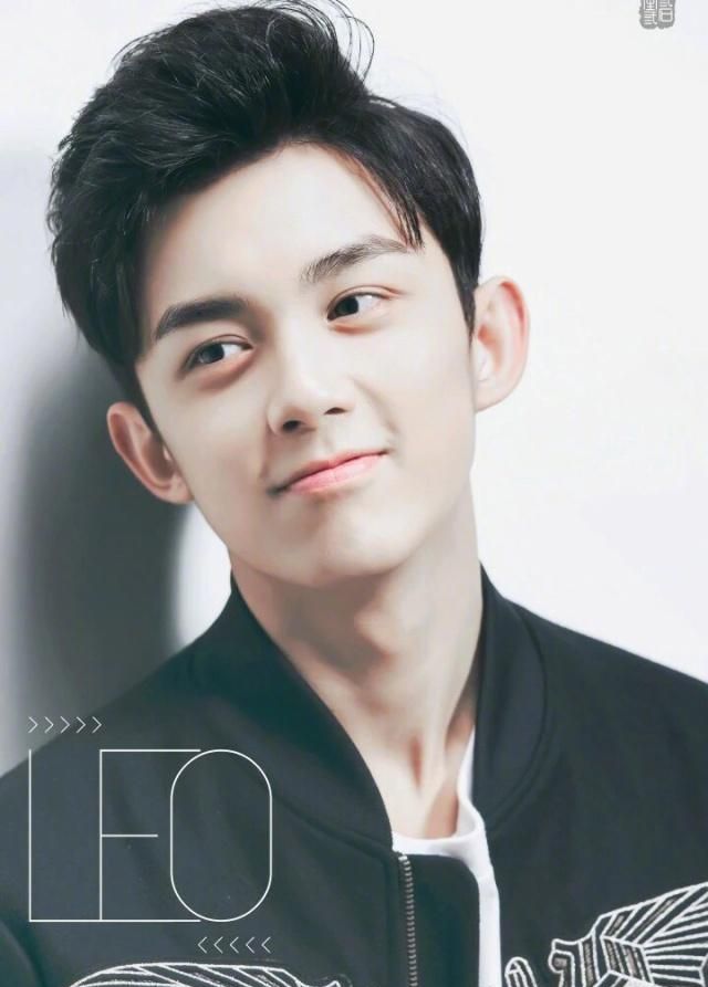 请认准吴磊LED,来自大灯泡三石弟弟官方认证