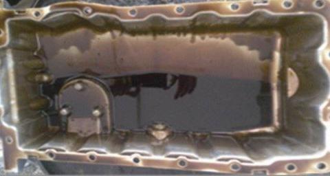 保养汽车时旧机油会不会放不干净啊？会不会毁车啊？