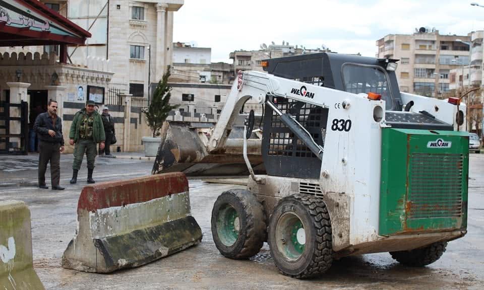 中国制造在叙利亚重建中大显神威,清理路面很