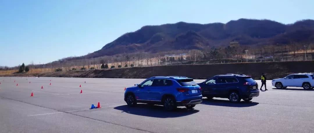 Jeep不忘本,全新自由光依靠实用性与越野性能上下围攻对手?
