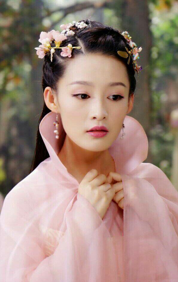 穿古装纱裙最美的十大女星,杨幂第6,赵丽颖第3,第一童年女神!