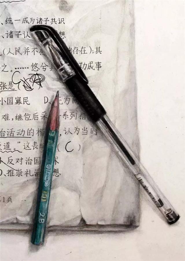 鲁美附中2017级精微素描作品,你们看这是画的?太逼真了吧