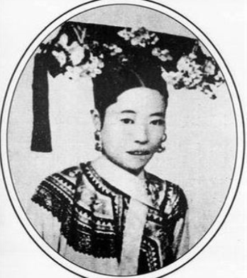 还在被电视剧欺骗？剧中迷人的王爷和宫女们，其实长得一言难尽