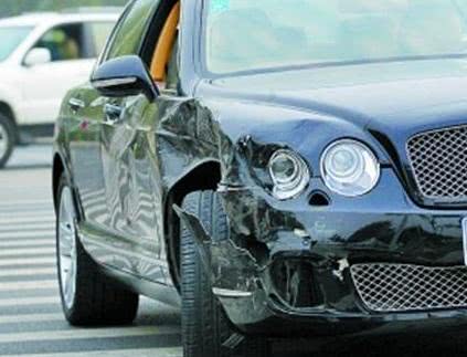 三者险用不用选100万？看定损员怎么说，现在知道还不晚