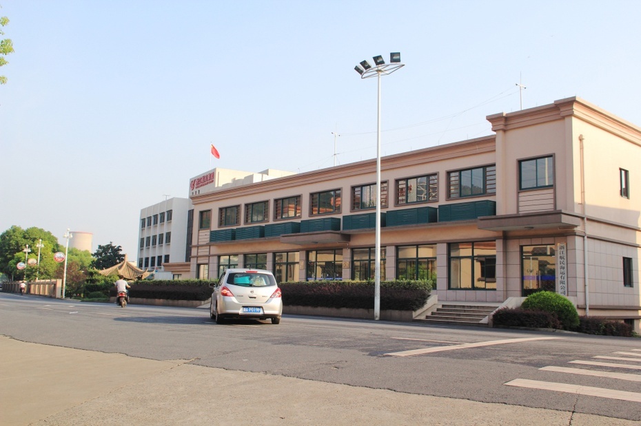 江苏华西村经济总量_江苏华西村墙图片(2)