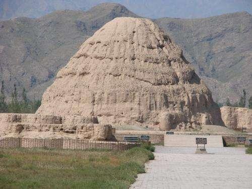成吉思汗的陵墓，找了700年没有找到，守墓人说出真相