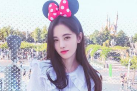 看了鞠婧祎小时候和妈妈的照片,再也不说鞠婧祎整容了