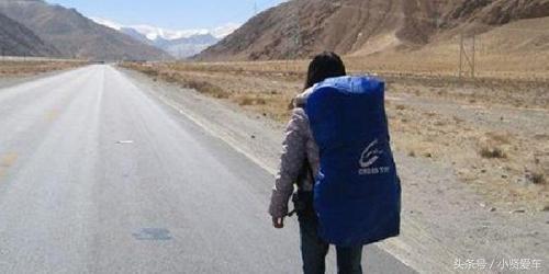 川藏线上的穷游女,举牌求RB,你知道是什么意思