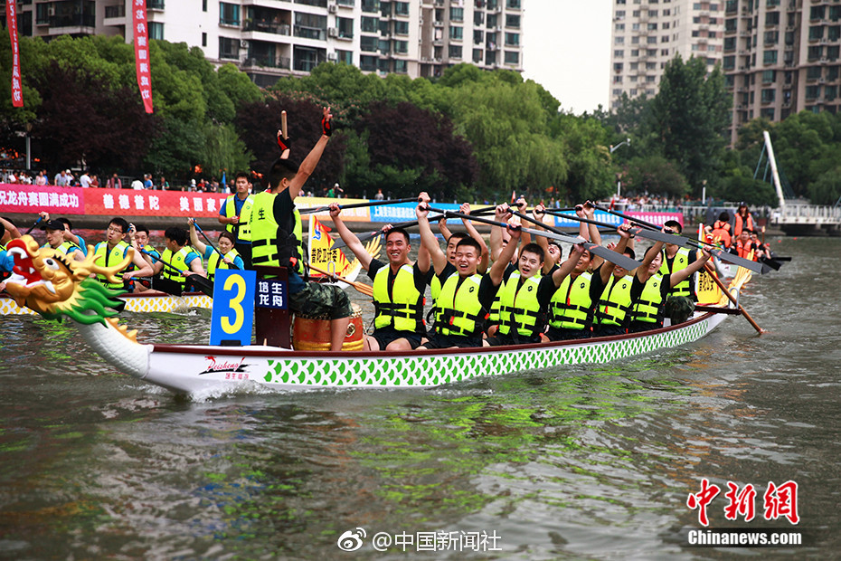 习近平总书记在深度贫困地区脱贫攻坚座谈会上的重要讲话引起强烈反响