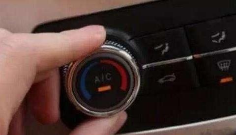 新手司机要注意，车主也能自己检查汽车空调，看看老司机怎么做