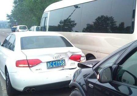 开车一年没出险，保费就打水漂？知道这三点，每年省很多钱