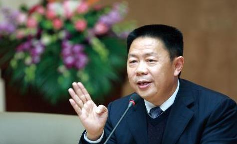 父亲养猪赚到85亿,儿子拿钱去玩电竞,如今公司