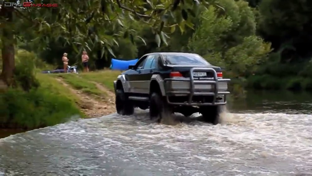 视频:用1990年S级车身+俄罗斯军用卡车底盘