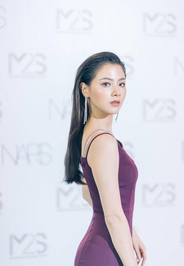 泰国女星Baifern与男友Top分手,4年感情说散就散
