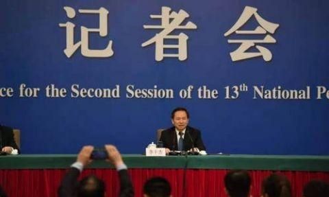 2020单位gdp碳排放_刘世锦:“十四五”应定期公布单位GDP碳排放强度
