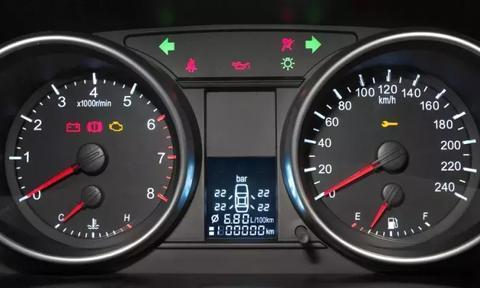 这几个比较常见的汽车故障灯 新手老手都应该了解一下