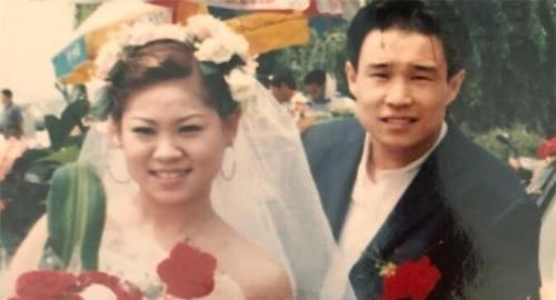 小沈阳结婚照流出，原来沈春阳年轻时这么美：这些年经历了什么
